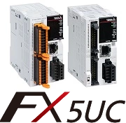 CPU ultra compacta FX5UC con conectores tipo bloque para ahorro de espacio